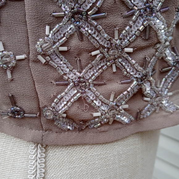 Exquisite! Beaded High-End Tank w/ Liner - Picture 9 of 12